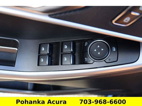 Used 2024 Ford Explorer XLT image 20