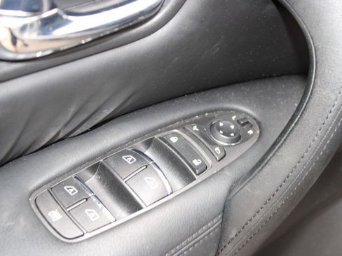 Used 2022 Nissan Armada SV w/ Cargo Package image 21