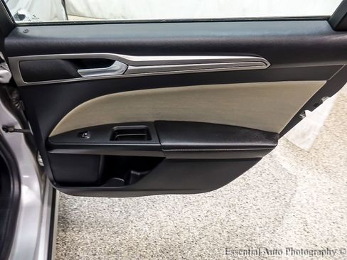 Used 2018 Ford Fusion S image 23