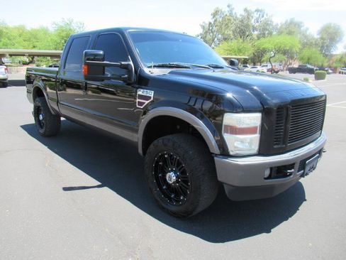 Used 2009 Ford F250 Lariat AWD/4WD image 3