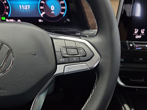 New 2026 Volkswagen Atlas SE image 19