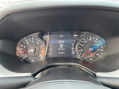 Used 2024 Jeep Compass Limited image 32