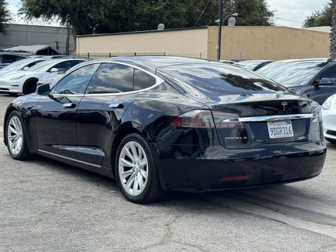 Used 2018 Tesla Model S 75D image 2