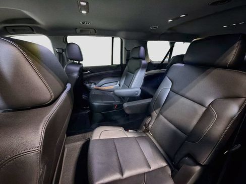 Used 2019 Chevrolet Suburban Premier w/ Max Trailering Package AWD/4WD image 26
