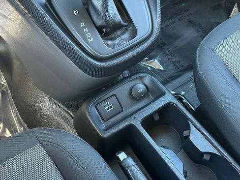 Used 2020 Ford Transit Connect XL FWD image 10