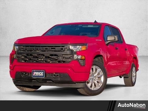 Used 2023 Chevrolet Silverado 1500 Custom image 1
