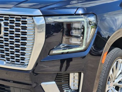 Used 2021 GMC Yukon Denali AWD/4WD image 9