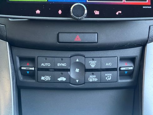 Used 2013 Acura TSX Special Edition FWD image 25