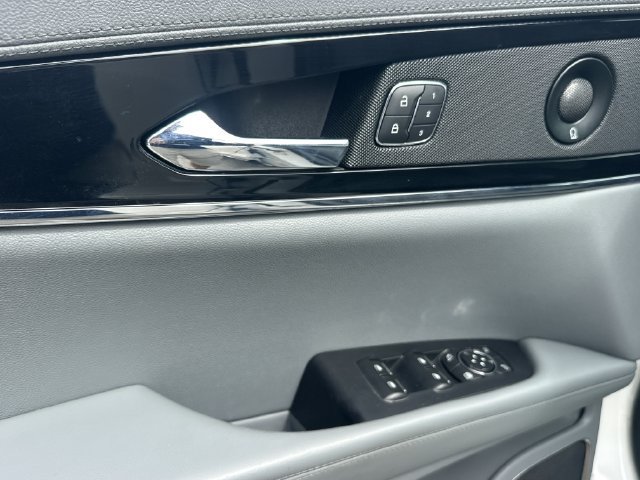 Certified 2022 Lincoln Nautilus Reserve FWD image 18