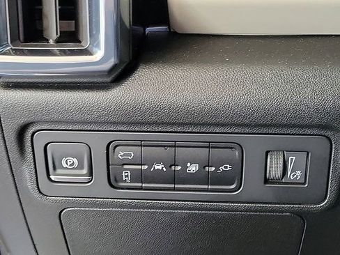 Used 2026 GMC Hummer EV SUV image 14