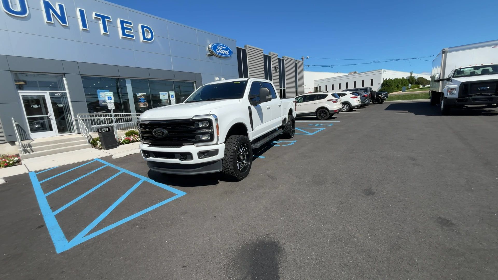 Used 2023 Ford F250 XLT w/ Black Appearance Package AWD/4WD image 3