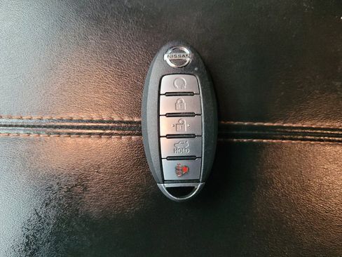 Used 2022 Nissan Altima 2.5 SR FWD image 32