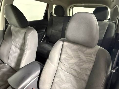 Used 2016 Nissan Rogue SV w/ SV Premium Package image 30