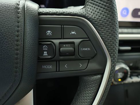 Certified 2026 Toyota Tacoma Limited AWD/4WD image 20