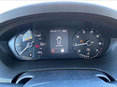 Used 2023 RAM ProMaster 2500 w/ Convenience Group image 25