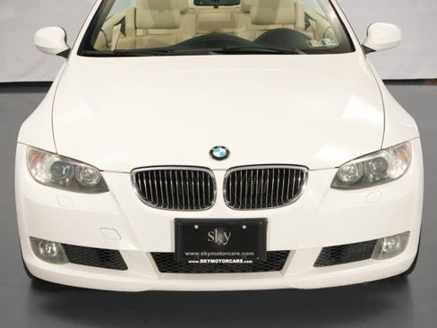 Used 2010 BMW 328i Convertible RWD image 8