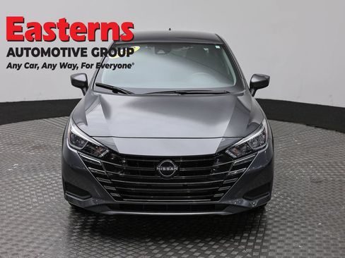 Used 2024 Nissan Versa SV FWD image 2