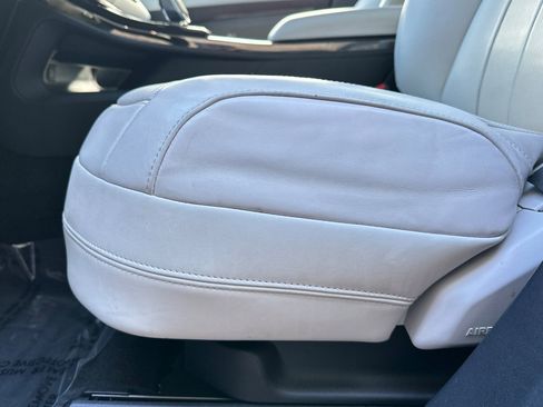 Used 2024 Land Rover Range Rover Sport SE image 17