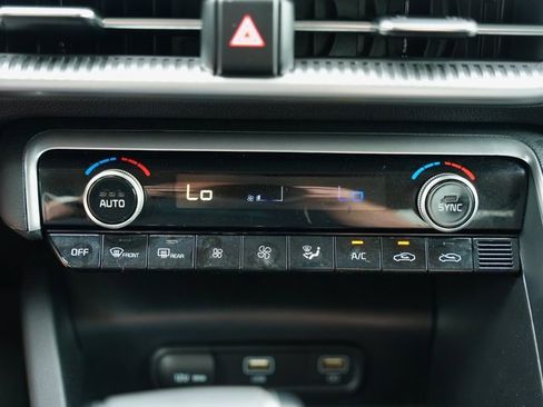 Used 2023 Kia K5 LXS image 21