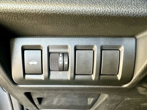 Used 2023 Subaru Legacy image 8