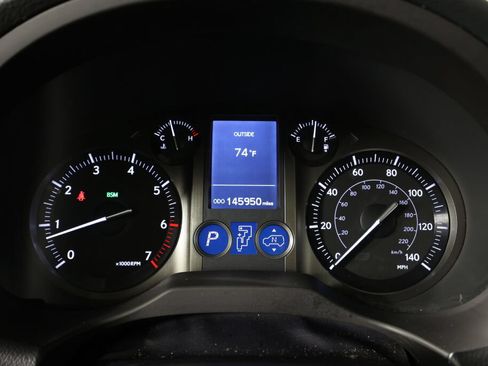 Used 2018 Lexus GX 460 Luxury w/ Preferred Accessory Package AWD/4WD image 31
