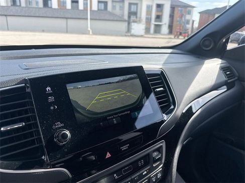 Used 2021 Honda Pilot Black Edition image 24