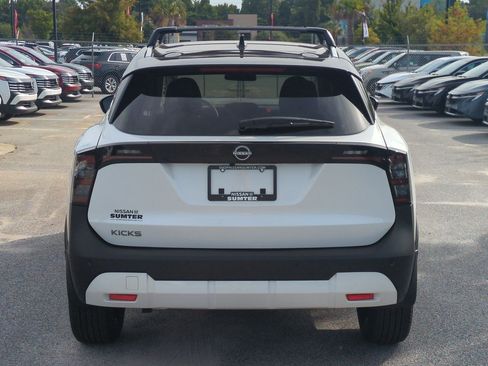 New 2026 Nissan Kicks SV FWD image 5