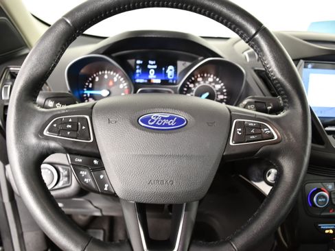 Used 2018 Ford Escape Titanium w/ Ford Safe & Smart Package AWD/4WD image 19