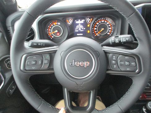 New 2025 Jeep Wrangler Willys image 7