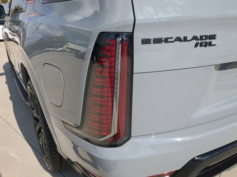 New 2026 Cadillac Escalade IQL Sport 2 image 10