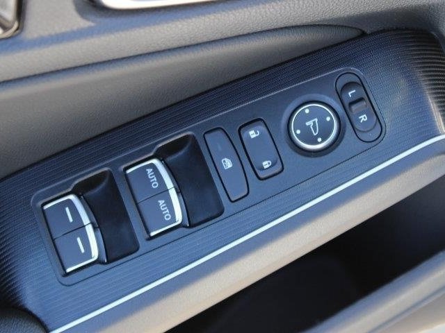 Used 2025 Honda Civic Sport Touring image 18
