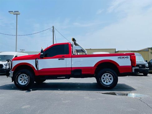 Used 2025 Ford F250 XLT AWD/4WD image 6