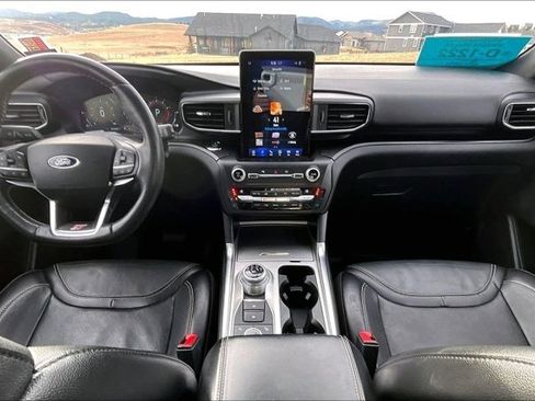 Used 2020 Ford Explorer ST w/ Premium Technology Package image 7