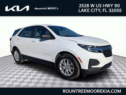 Used 2023 Chevrolet Equinox LS image 1