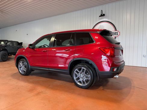 Used 2023 Honda Passport EX-L image 10