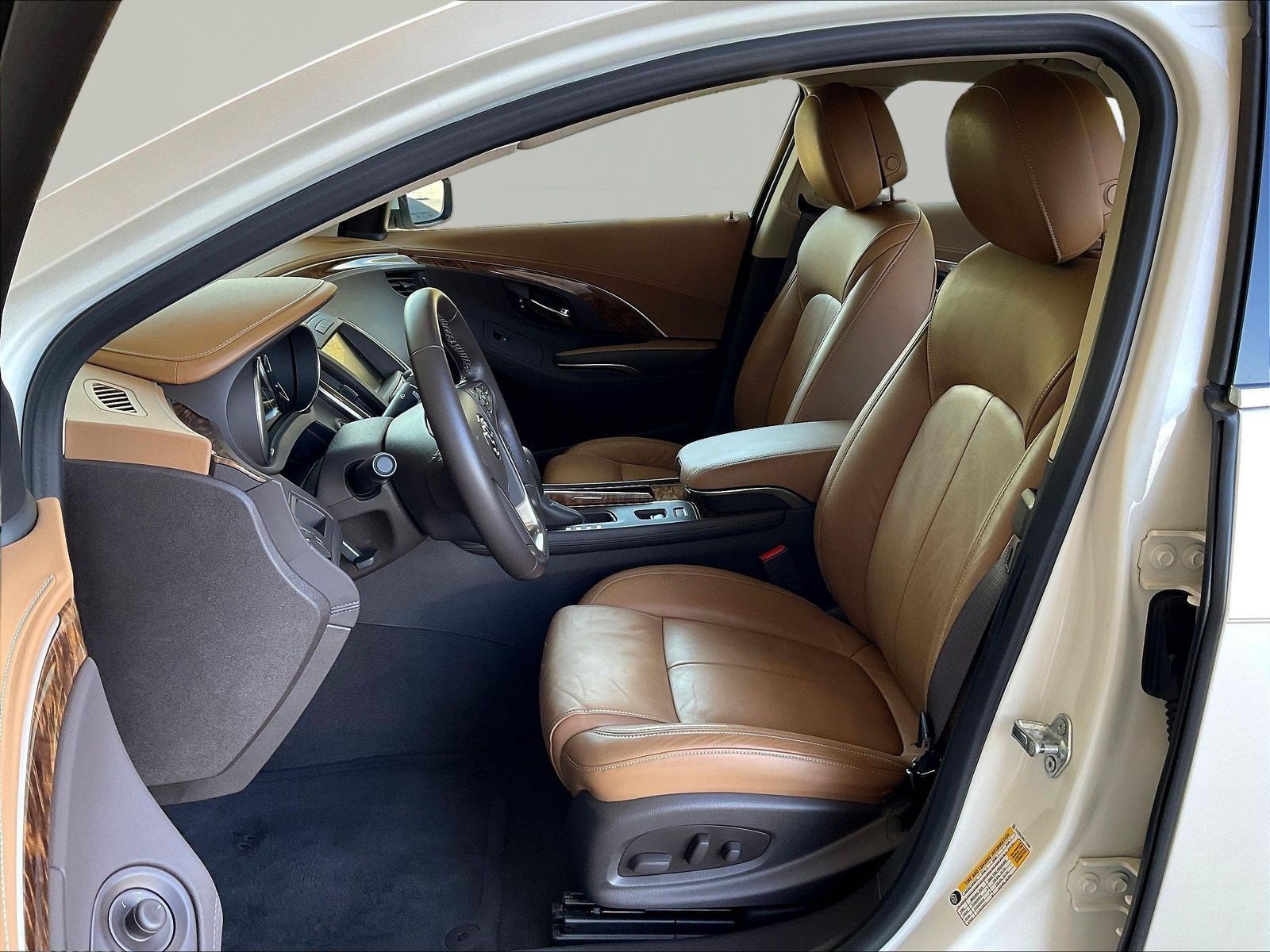Used 2014 Buick LaCrosse Leather FWD image 21
