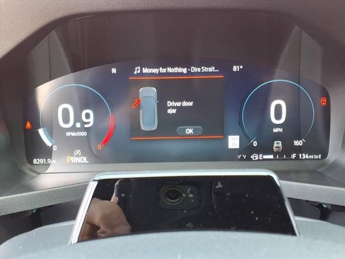 Used 2025 Ford Explorer ST-Line w/ Premium Package image 17