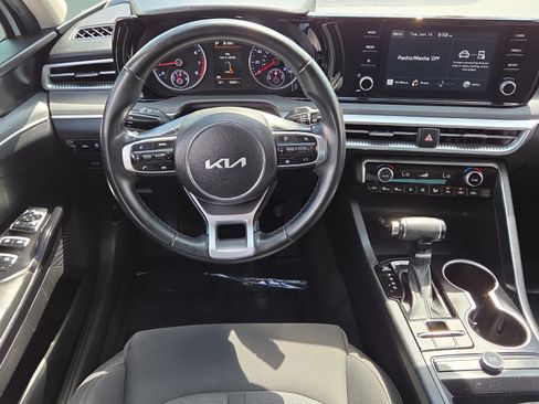 Used 2022 Kia K5 LXS AWD/4WD image 12