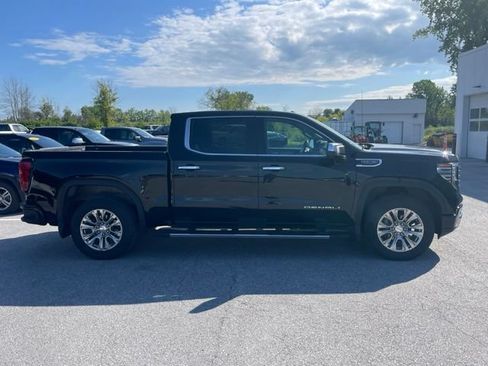 Used 2024 GMC Sierra 1500 Denali AWD/4WD image 5