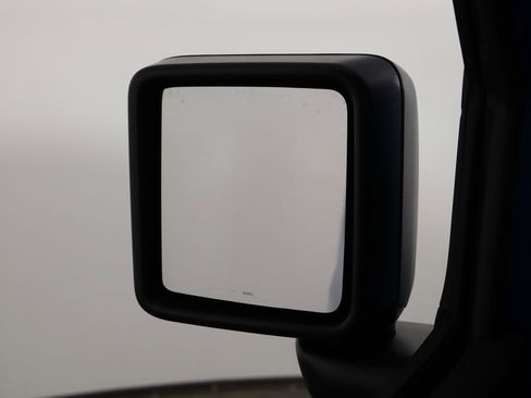 Used 2025 Jeep Wrangler Sport image 42