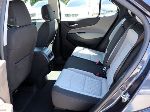 Used 2019 Chevrolet Equinox LS w/ LPO, Floor Liner Package AWD/4WD image 21