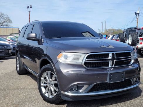 Used 2018 Dodge Durango SXT w/ Quick Order Package 2BB AWD/4WD image 3