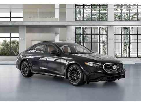 New 2026 Mercedes-Benz E 450 4MATIC Sedan image 12