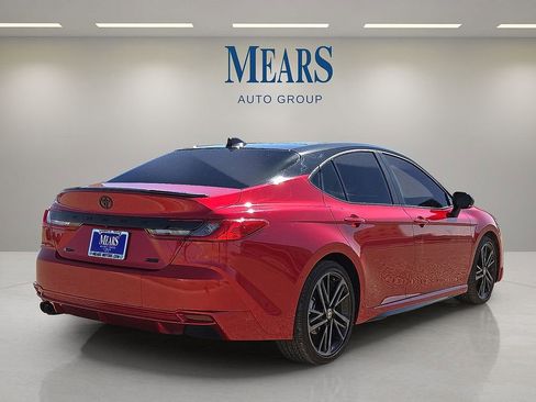 Used 2025 Toyota Camry XSE w/ Premium Package image 5