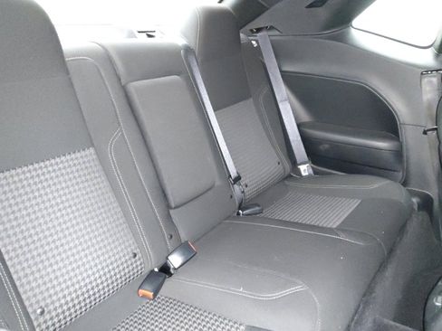 Used 2017 Dodge Challenger SXT RWD image 19