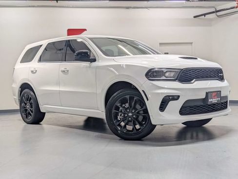 Used 2022 Dodge Durango GT w/ Blacktop Package AWD/4WD image 2