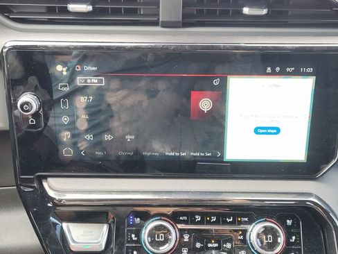 Used 2025 GMC Sierra 1500 AT4 w/ AT4 Premium Package AWD/4WD image 15