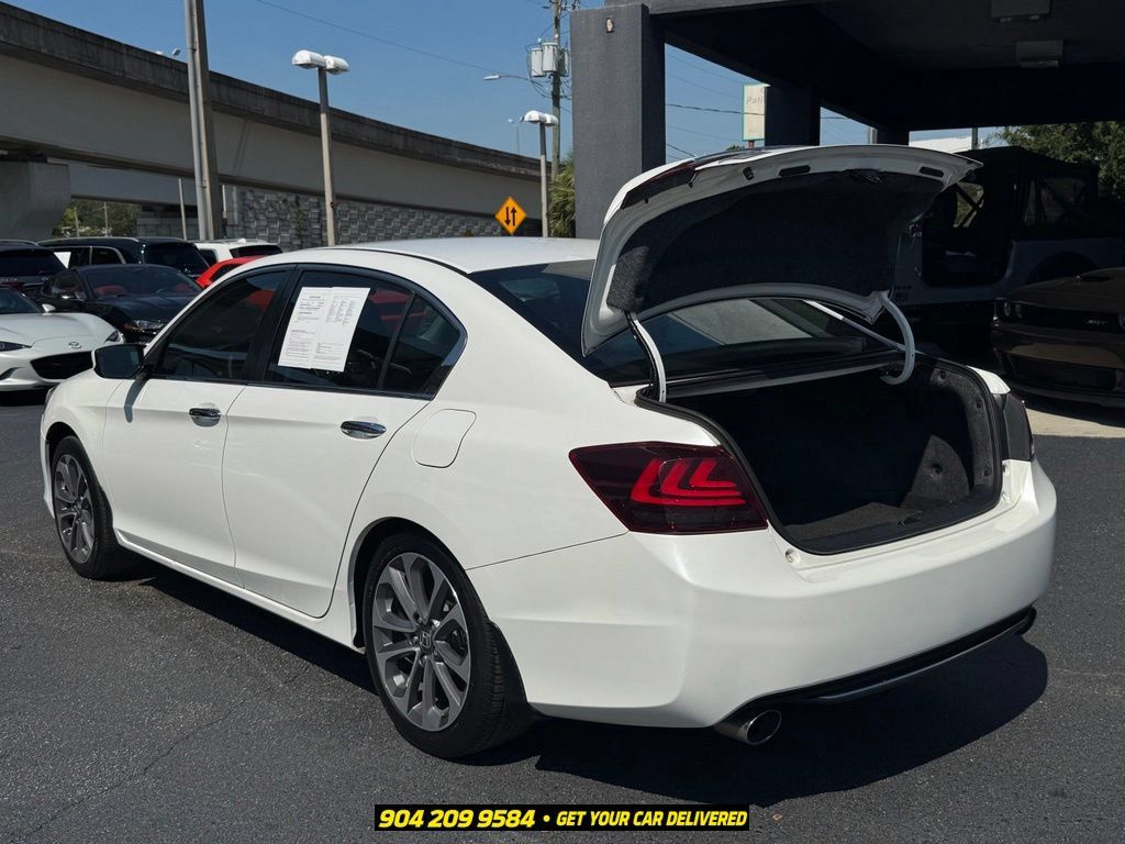 Used 2015 Honda Accord Sport image 31