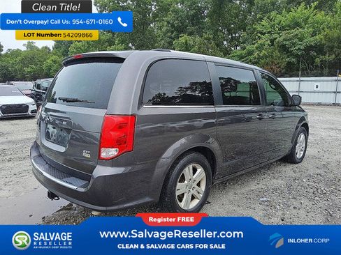 Used 2018 Dodge Grand Caravan SXT FWD image 4