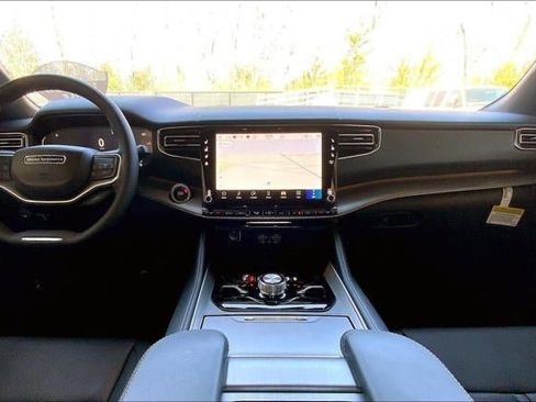 New 2026 Jeep Grand Wagoneer Limited AWD/4WD image 43